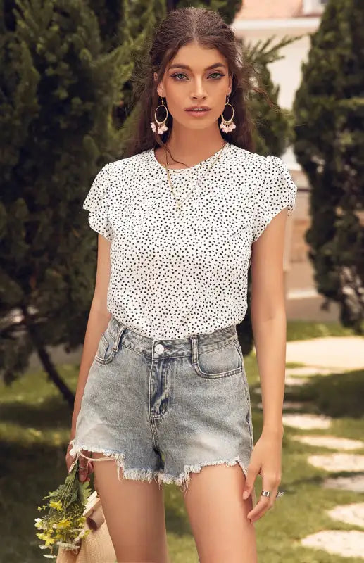 Top de manga corta con lunares florales y cuello redondo para mujer 