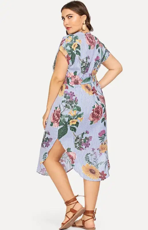 Women's Plus Size Striped V-Neck Short Sleeve Dress