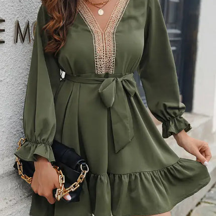 Women’s Bohemian Style Lace V Neck Sundress With Waist Bow And Ruffled Hems