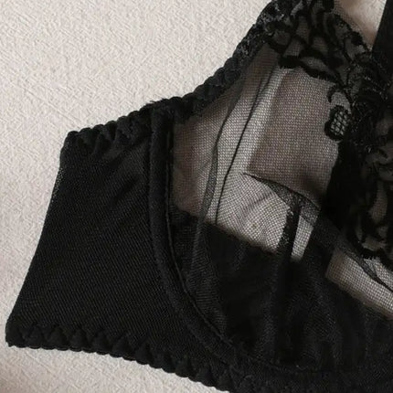 Metal Chain Embroidered Sexy Lingerie Four-Piece Set With Leg Wrap