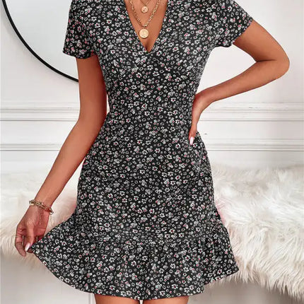 Women's Woven V Neck Short Sleeve Printed Dress