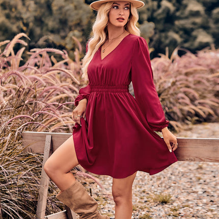 V-neck long-sleeved waist trendy dress