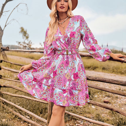 V-neck elegant belted long-sleeved dress